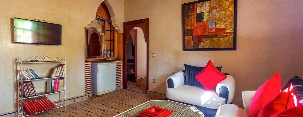 Residence Al Ounsse Marrakesh Bagian luar foto